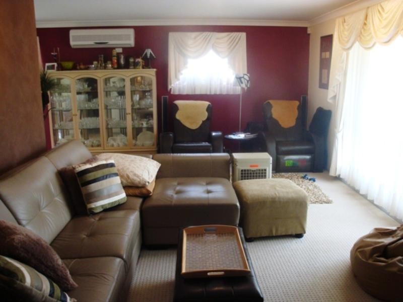 6 Prestwick Street, Oxley QLD 4075