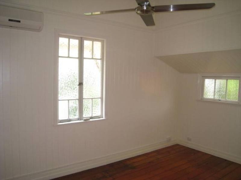 45 Honour Avenue, Chelmer QLD 4068