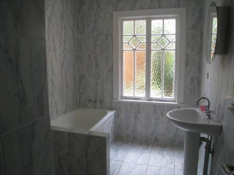 45 Honour Avenue, Chelmer QLD 4068