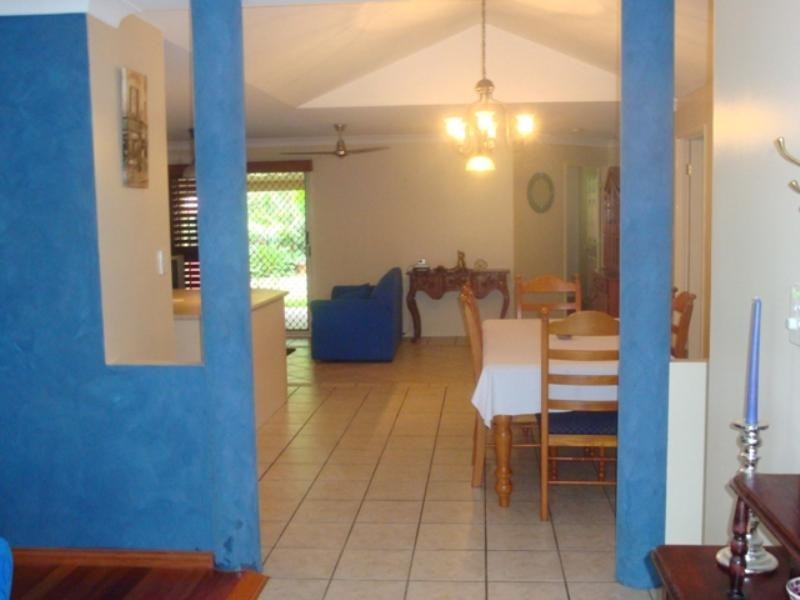 13 Florence Place, Oxley QLD 4075