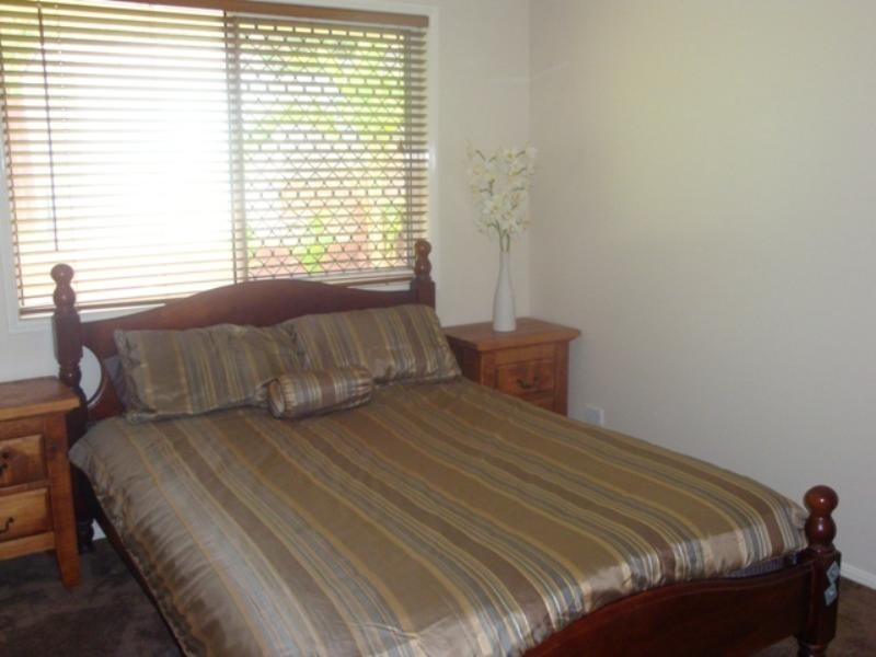 13 Florence Place, Oxley QLD 4075