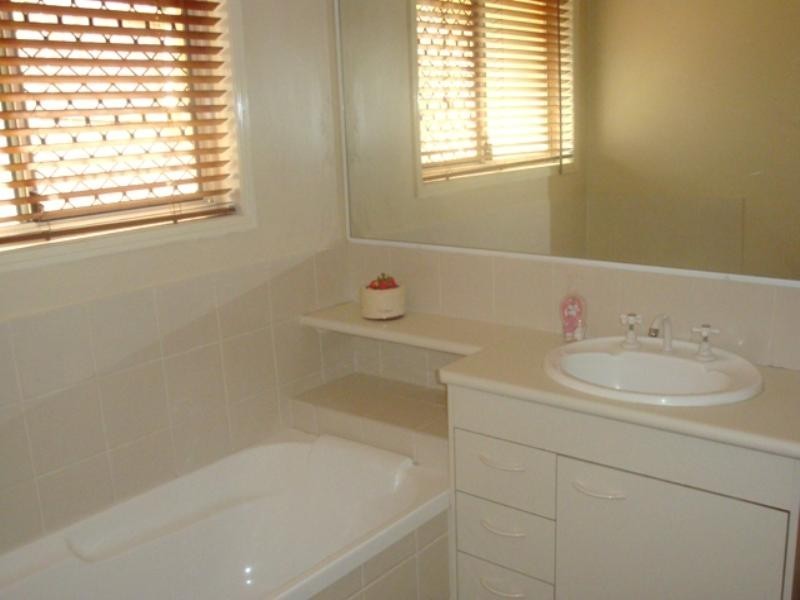 13 Florence Place, Oxley QLD 4075