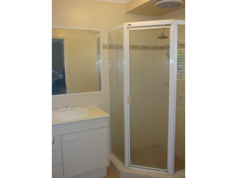 13 Florence Place, Oxley QLD 4075