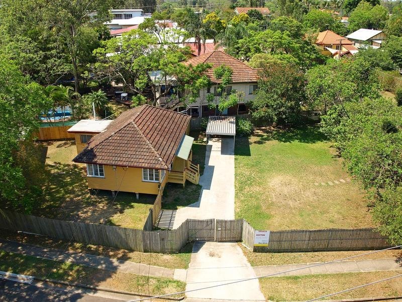 4 David Street, Tennyson QLD 4105