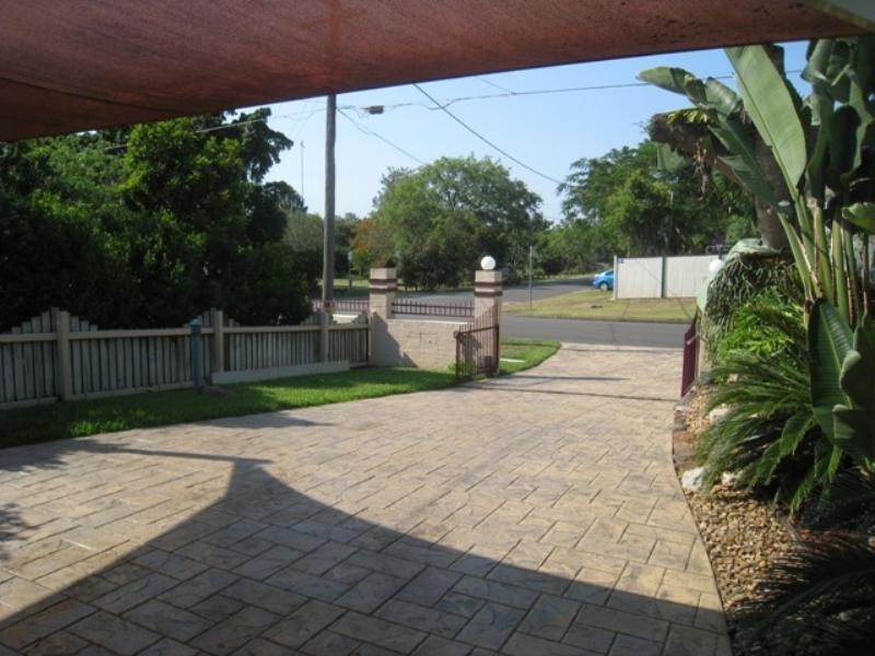 64 Jolimont Street, Sherwood QLD 4075