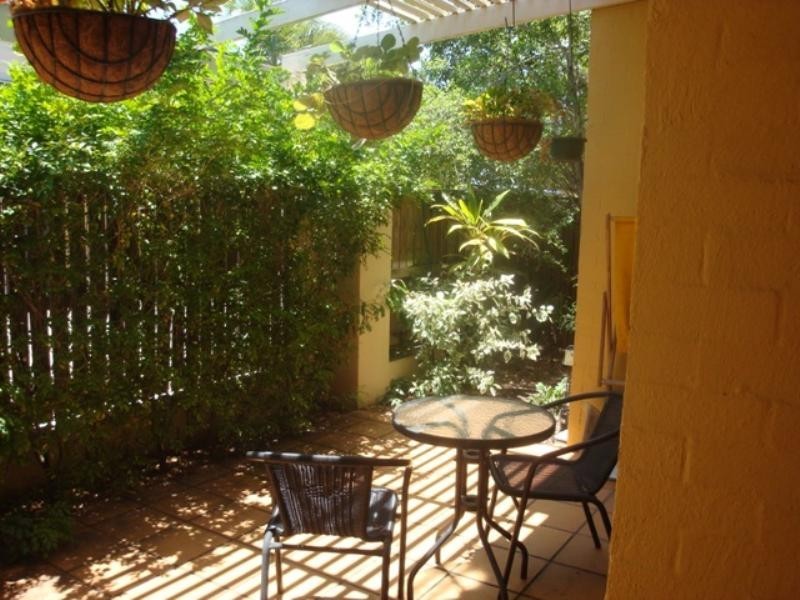 10/122 Central Avenue, Indooroopilly QLD 4068