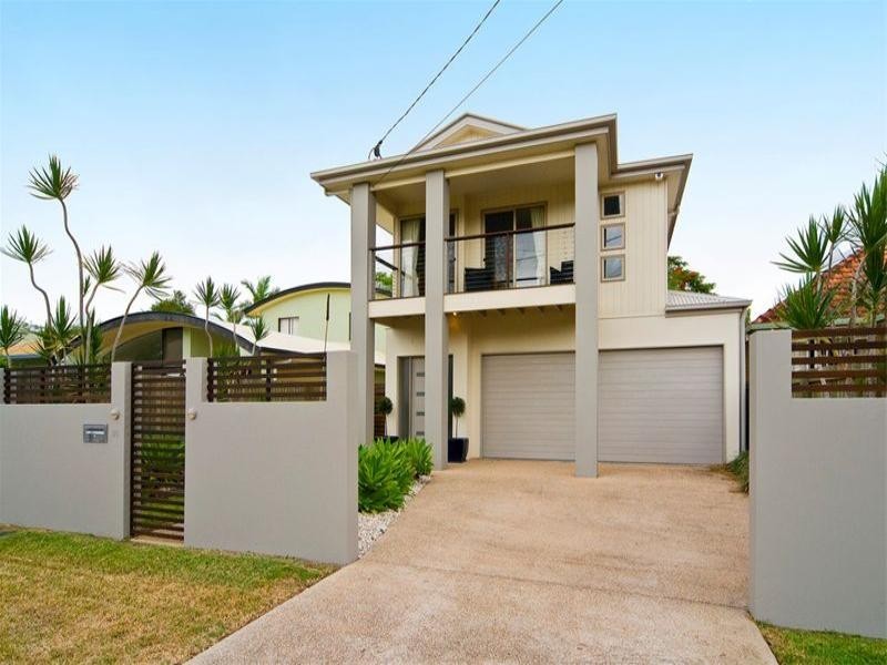 85 Long Street West, Graceville QLD 4075