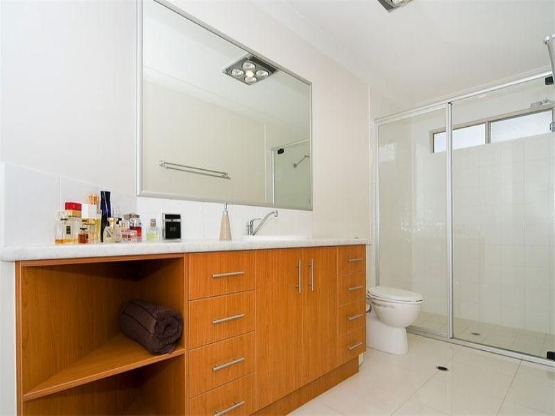 85 Long Street West, Graceville QLD 4075