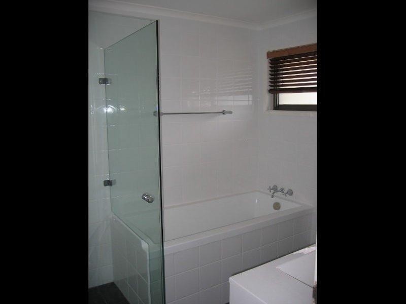 157 Graceville Avenue, Graceville QLD 4075