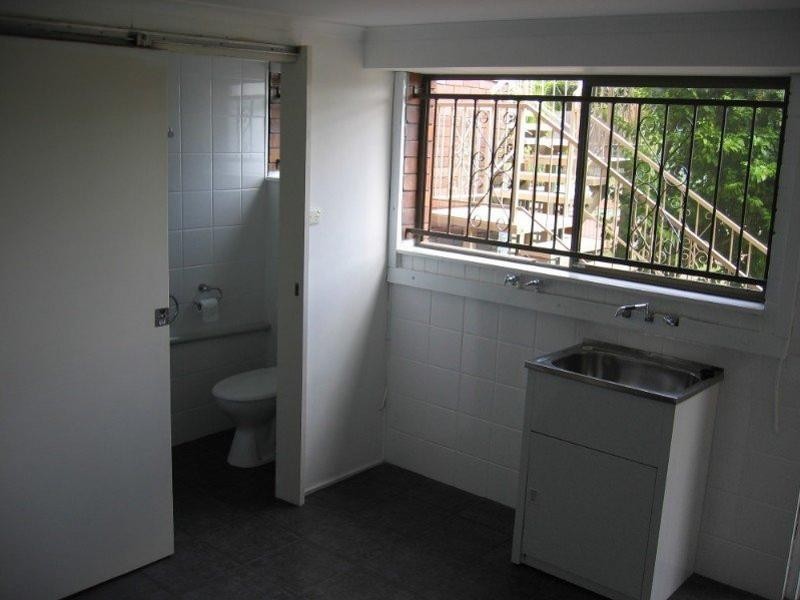 157 Graceville Avenue, Graceville QLD 4075