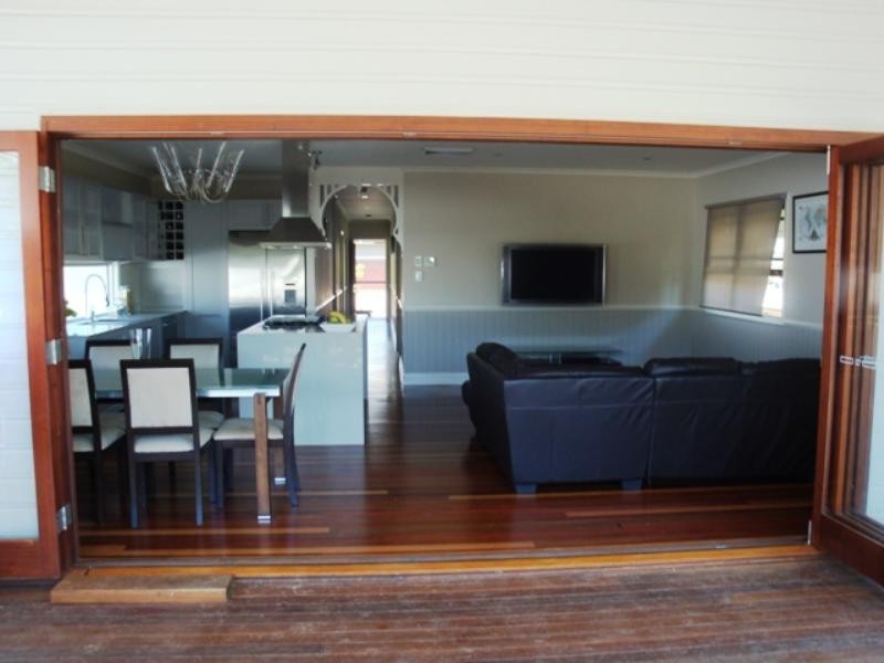 2 Turner Street, Chelmer QLD 4068