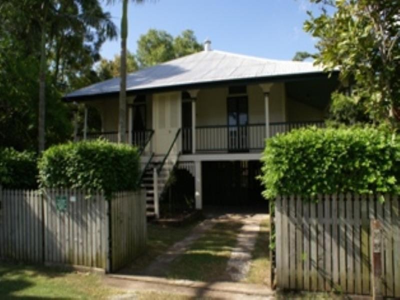 12 Plumer Street, Sherwood QLD 4075