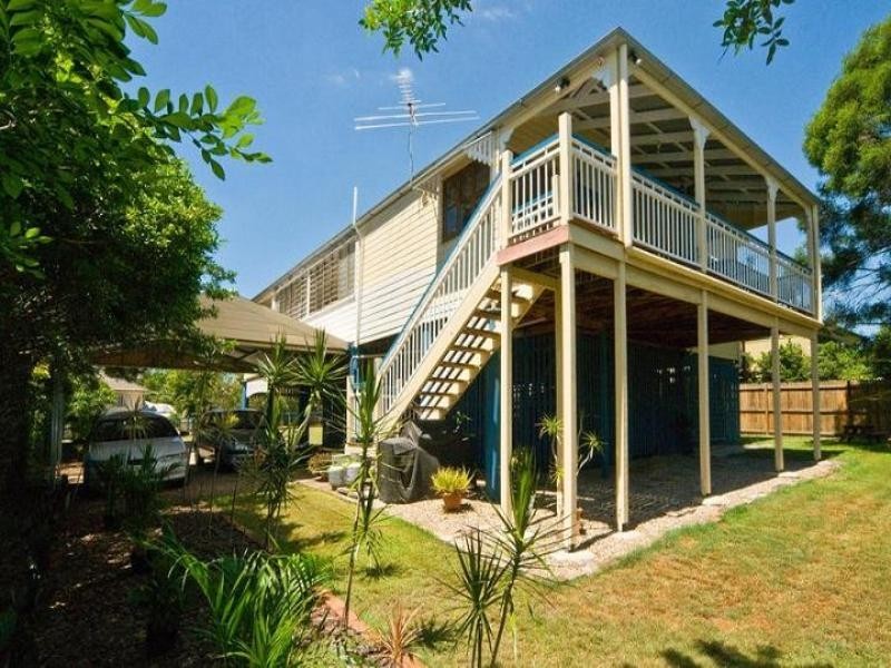 83 Englefield Road, Oxley QLD 4075