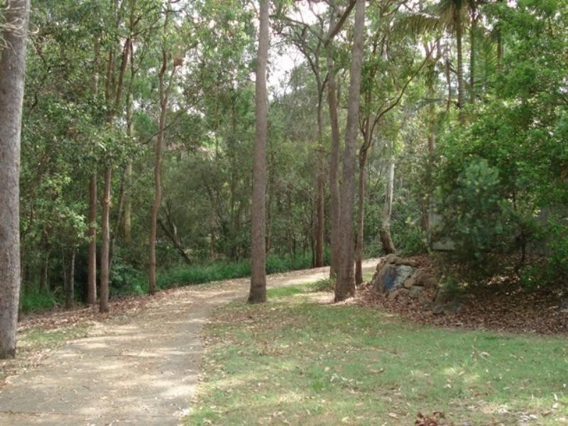 33 Paluna Place, Forest Lake QLD 4078