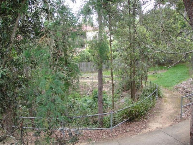 33 Paluna Place, Forest Lake QLD 4078