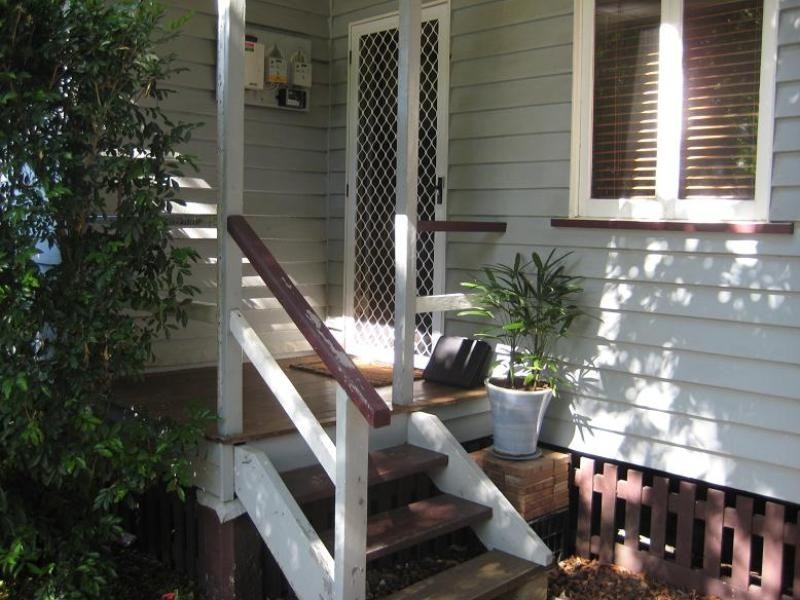 16 Hodge Street, Corinda QLD 4075