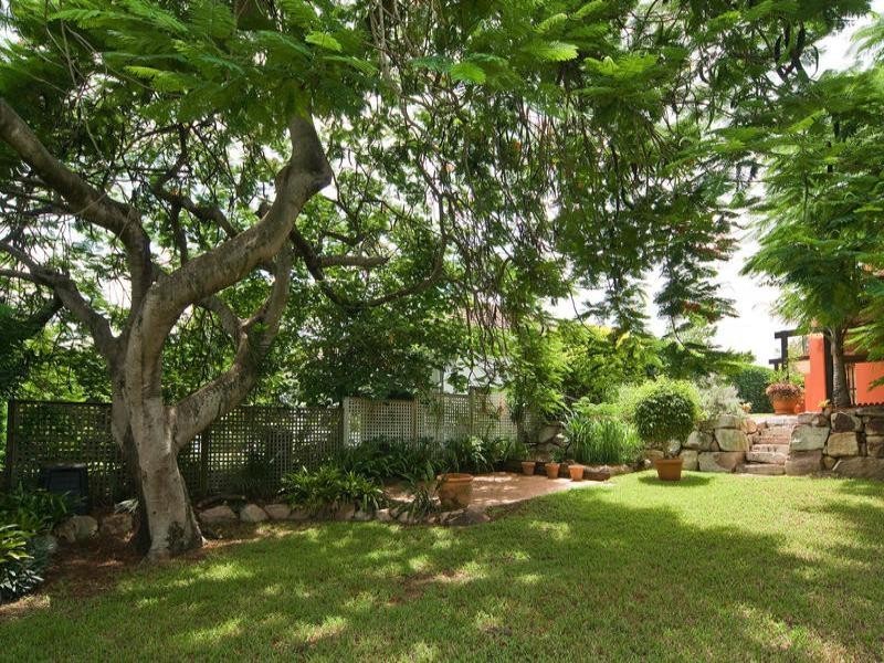 34 Douglas Street, Sherwood QLD 4075