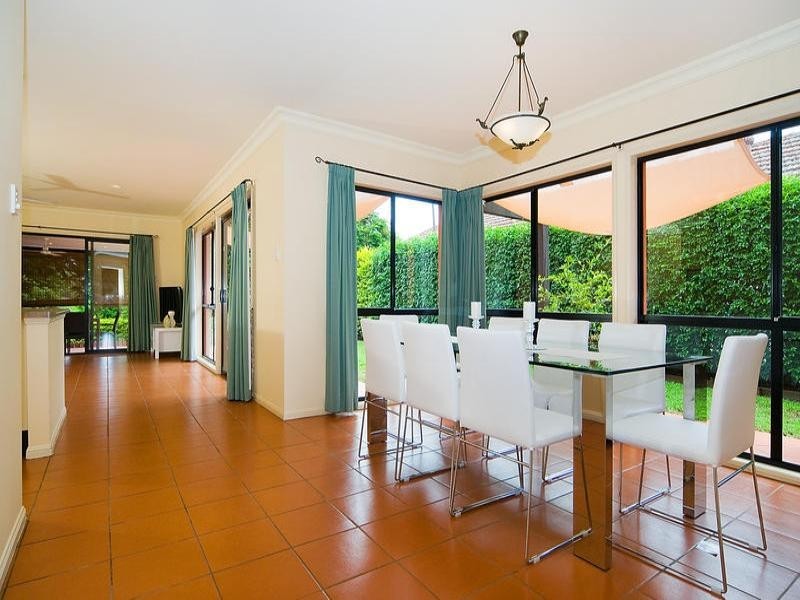 34 Douglas Street, Sherwood QLD 4075