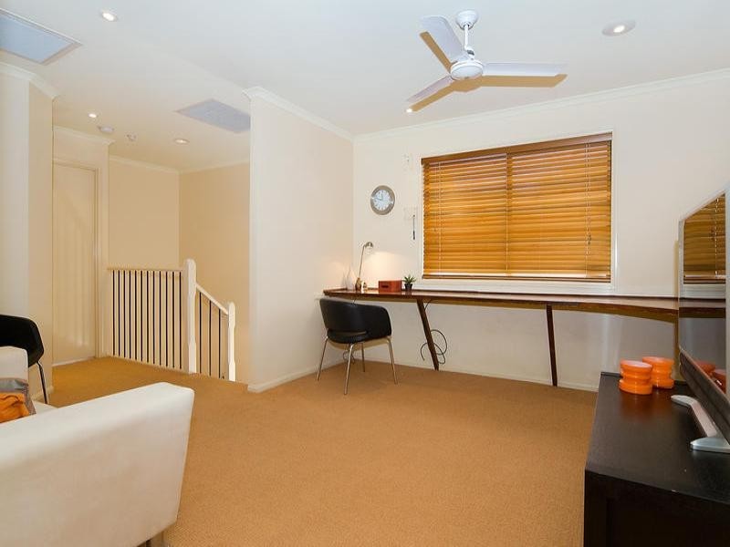 34 Douglas Street, Sherwood QLD 4075