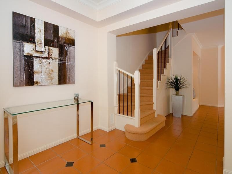 34 Douglas Street, Sherwood QLD 4075