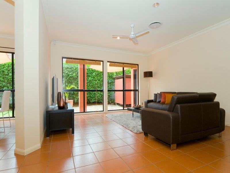 34 Douglas Street, Sherwood QLD 4075