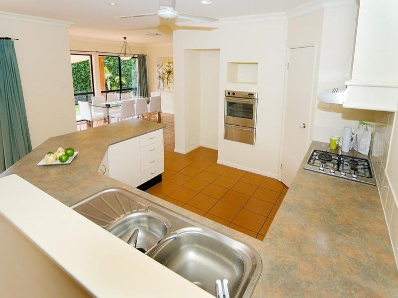 34 Douglas Street, Sherwood QLD 4075