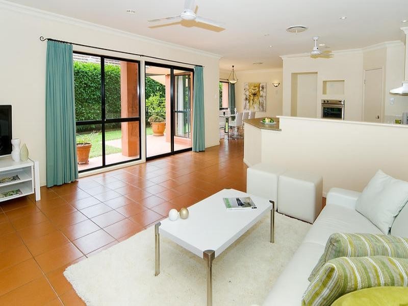 34 Douglas Street, Sherwood QLD 4075