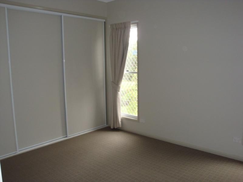 134 Central Avenue, Graceville QLD 4075