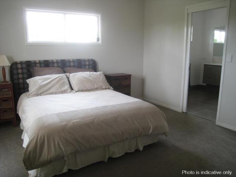 144 Appel Street, Graceville QLD 4075