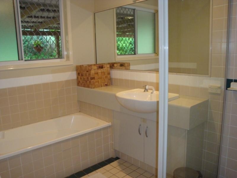 23 Springfield Place, Forest Lake QLD 4078