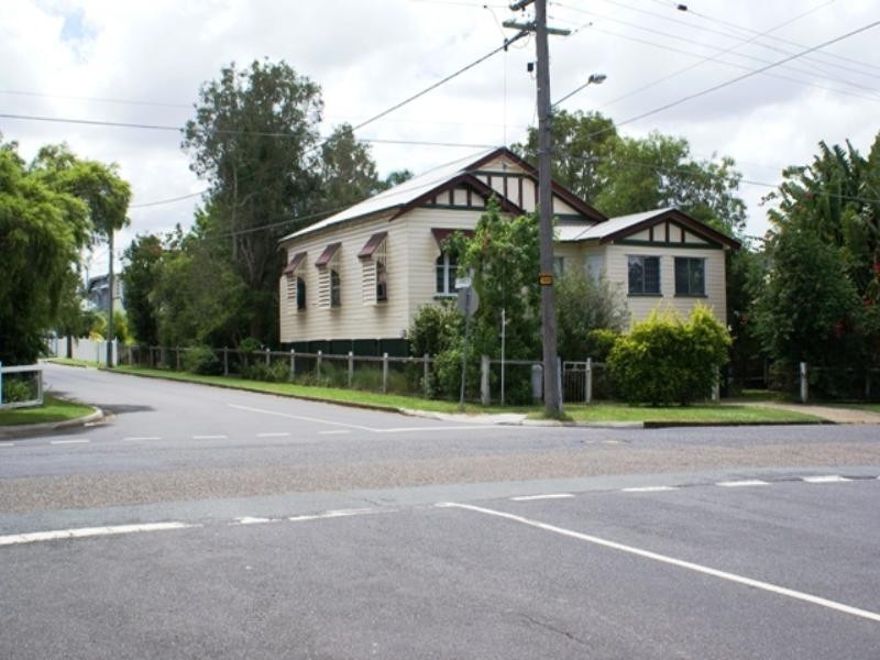 52 Thomas Street, Sherwood QLD 4075