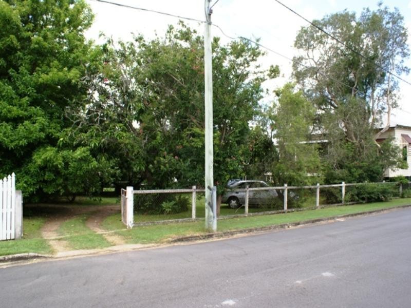 52 Thomas Street, Sherwood QLD 4075