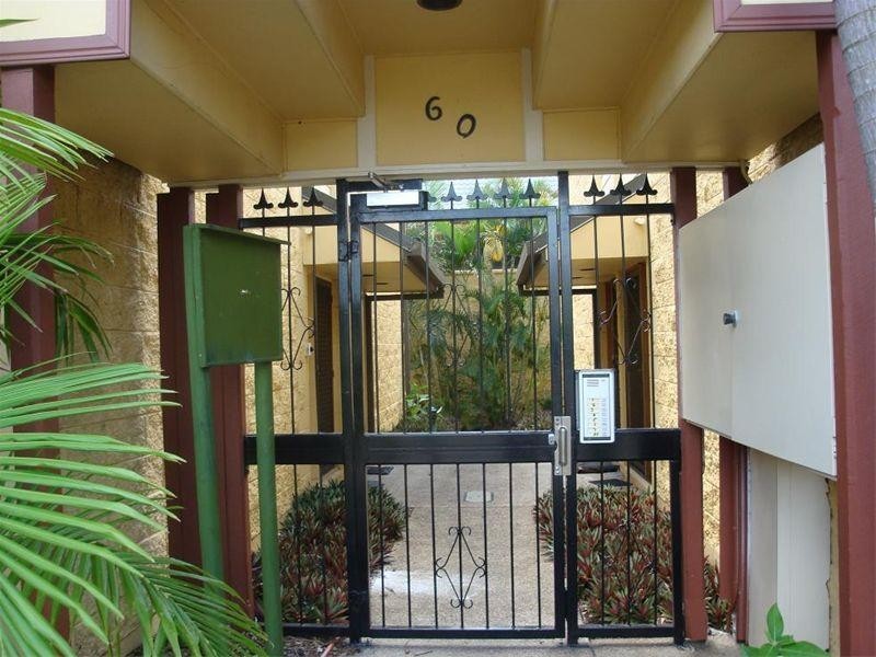 1/60 Railway Street, Booval QLD 4304