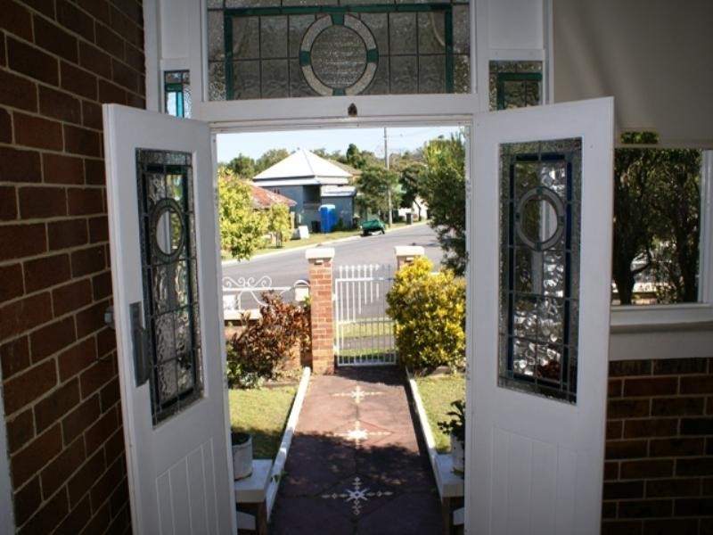 102 Park Terrace, Sherwood QLD 4075