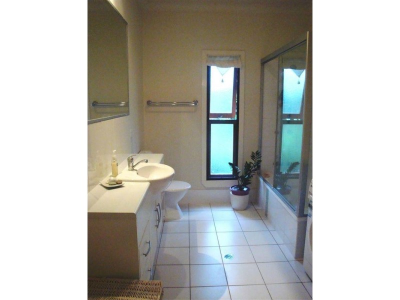 59 Hall Street, Sherwood QLD 4075