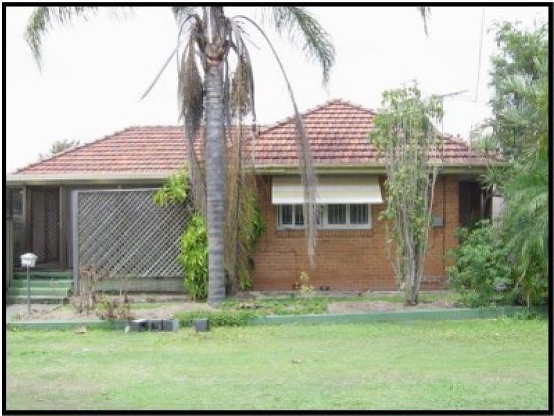 6 St Clements Road, Oxley QLD 4075