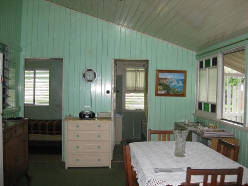 24 Churchill Street, Graceville QLD 4075