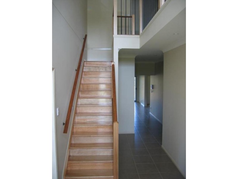 20 Camelot Street, Tennyson QLD 4105