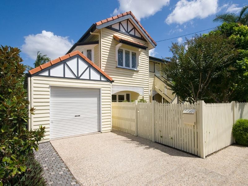 12 Rakeevan Road, Graceville QLD 4075