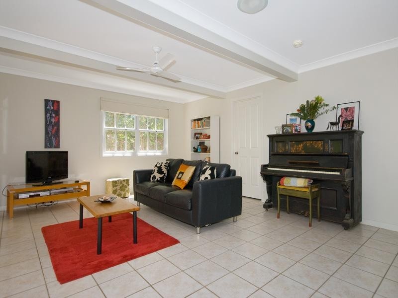 12 Rakeevan Road, Graceville QLD 4075