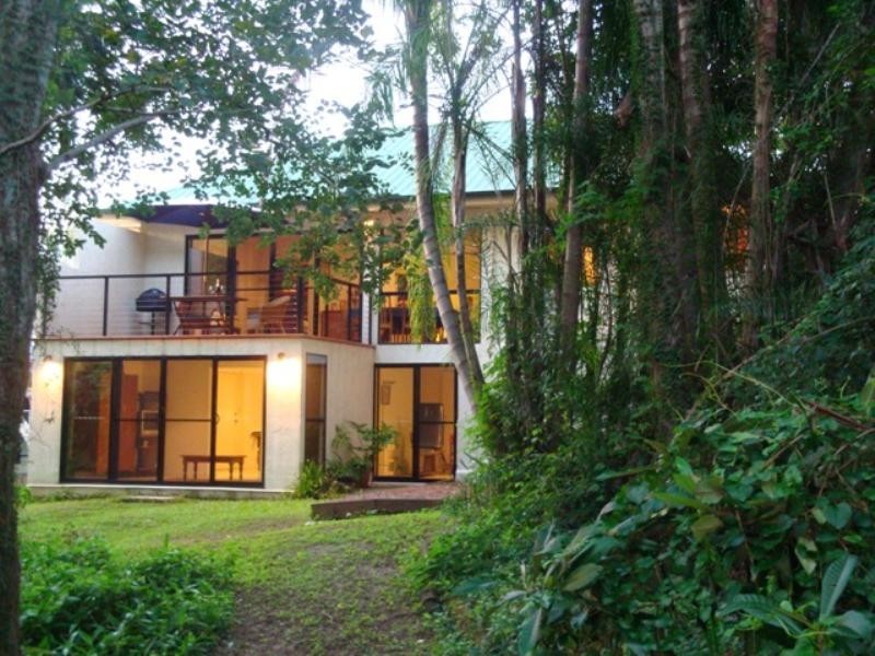 102 Hilda Street, Corinda QLD 4075