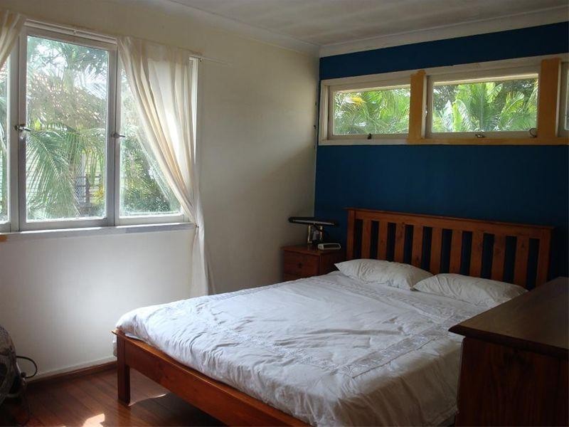 57 William Terrace, Oxley QLD 4075