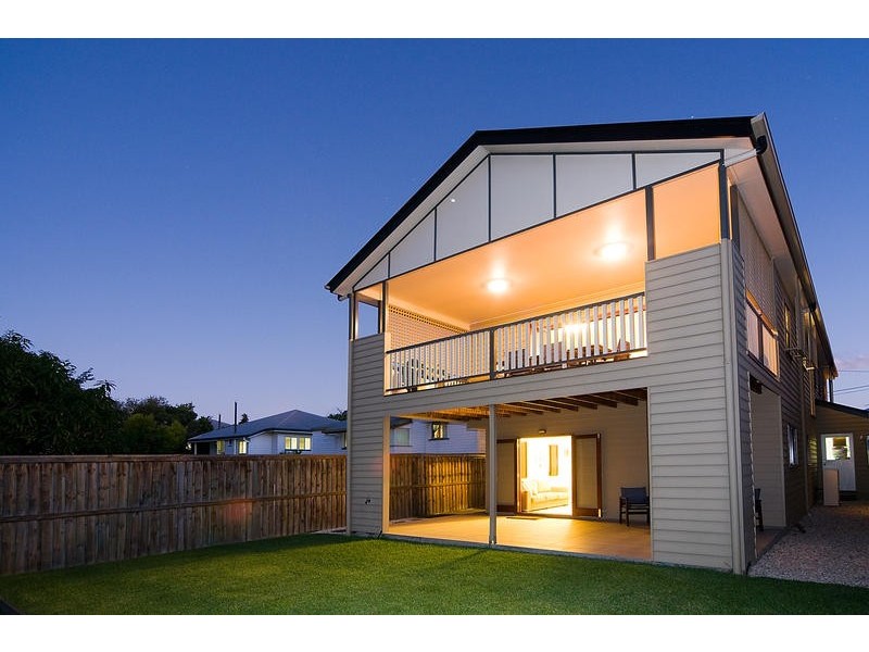 70 Borden Street, Sherwood QLD 4075