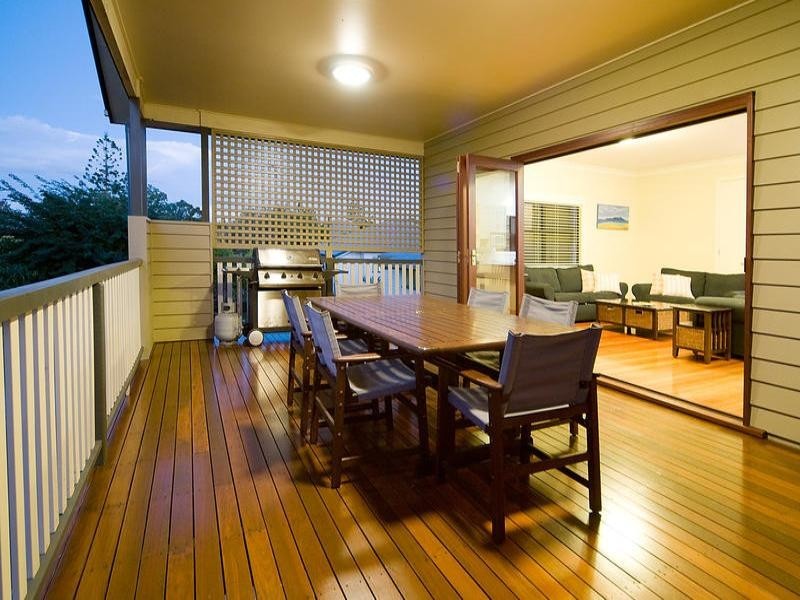 70 Borden Street, Sherwood QLD 4075