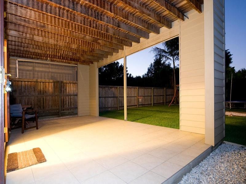 70 Borden Street, Sherwood QLD 4075