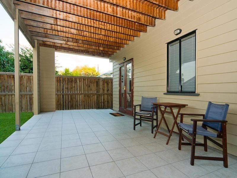 70 Borden Street, Sherwood QLD 4075