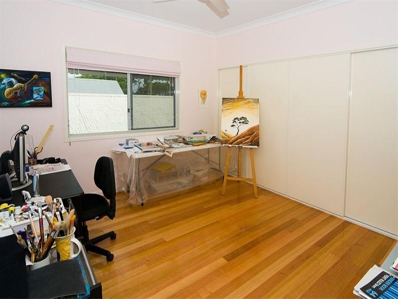 28 Graceville Avenue, Graceville QLD 4075