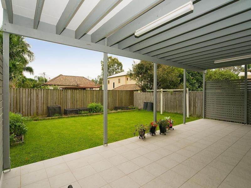 28 Graceville Avenue, Graceville QLD 4075