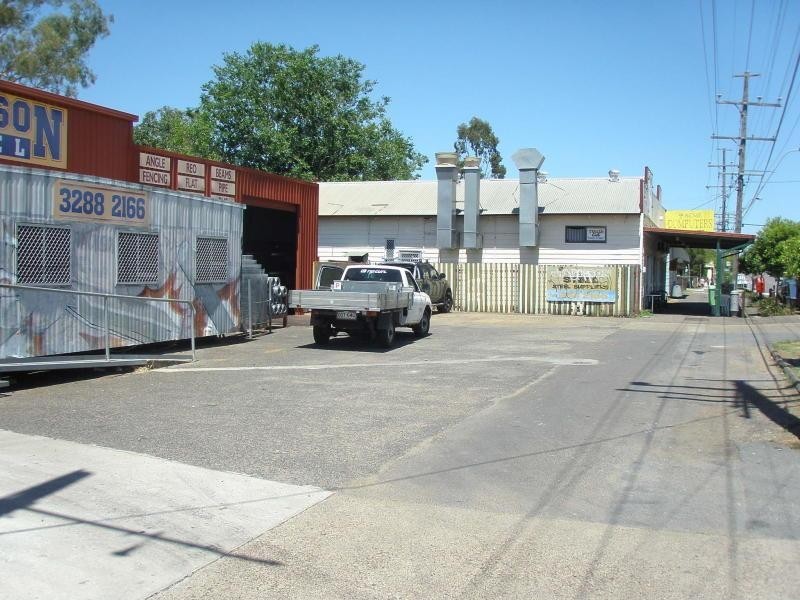 67 Brisbane Road, Redbank QLD 4301