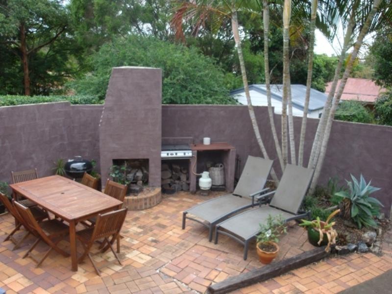 95 Englefield Road, Oxley QLD 4075